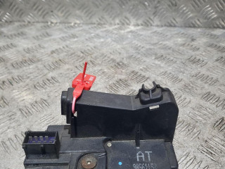 замок двери передней правой Opel Zafira 1 поколение (A) 2001, 2.0 л., дизель, 5МКПП, минивэн, 905611452AT