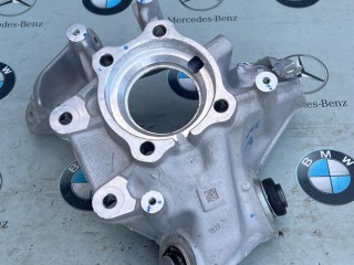 кулак задний левый BMW 2023, 3.0 л., бензин, c36, 6876653