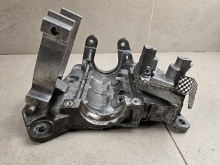 кронштейн (крепление) Land Rover Range Rover Evoque L551 2020, 2.0 л., бензин, АКПП, белый, внедорожник 5 дв., полный привод, правый руль, K8D25K291AB