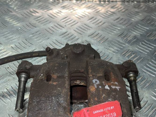 суппорт передний правый Peugeot 207 1 поколение 2006, 1.6 л., бензин, 5МКПП, хетчбэк 5 дв.