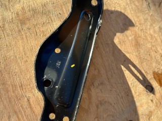 кронштейн (крепление) Alfa Romeo 2017, 2.0 л., бензин, АКПП, серый, полный привод