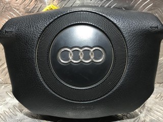 подушка безопасности водителя Audi A6 4B/C5 1998, 2.4 л., бензин, МКПП, универсал