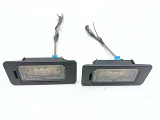 подсветка номера BMW 2011, 3.0 л., TD, дизель, АКПП, универсал, задний привод, 63267193293, 7193293