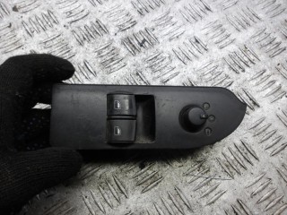 блок управления стеклоподъемниками Audi A2 8Z 2001, 1.4 л., дизель, МКПП, хетчбэк 5 дв., 8Z0959851E, 8E0959565