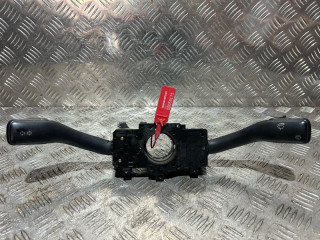 переключатель подрулевой (стрекоза) Audi A6 4B/C5 1999, 2.5 л., AFB, дизель, 6МКПП, универсал, 8L0953513