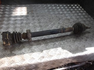 полуось передняя правая (приводной вал, ШРУС) Volkswagen Golf 3 поколение 1994, 1.9 л., дизель