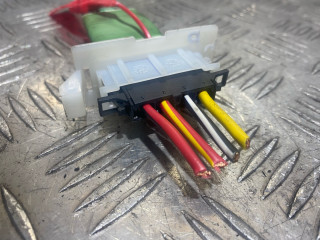 сопротивление печки Volkswagen Golf 6 поколение 2010, 2.0 л., CBAA, дизель, 6МКПП, хетчбэк 5 дв.