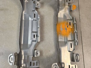 кронштейн (крепление) Land Rover Range Rover Evoque L551 2020, 2.0 л., бензин, АКПП, белый, внедорожник 5 дв., полный привод, правый руль, K8D2101182AB