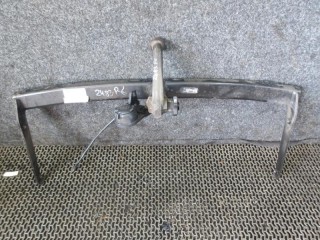 прицепное устройство (фаркоп) Volkswagen Passat B6 2006, 2.0 л., дизель, МКПП, универсал, 3C0803881B