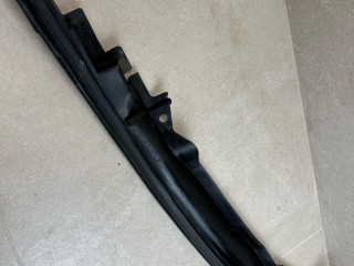 пыльник переднего крыла Infiniti G 4 поколение [рестайлинг] 2013, 3.7 л., VQ37VHR, бензин, АКПП, черный, кабриолет, задний привод, 65820-JL00A