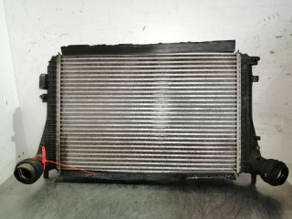 интеркулер Volkswagen Passat B6 2006, 2.0 л., дизель, 6МКПП