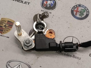 минусовой провод аккумулятора Alfa Romeo Stelvio 1 поколение 2018, 50548044