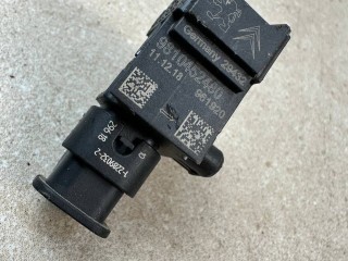 датчик удара Peugeot 3008 2 поколение 2017, 9810452480