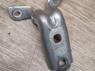 петля двери Chevrolet Cruze 2 поколение 2016, 1.4 л., бензин, седан