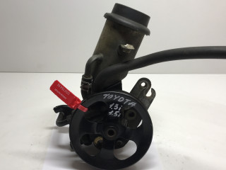 насос гидроусилителя руля Toyota Yaris P1 [рестайлинг] 2003, 1.3 л., бензин, 443100D010, 4431052050