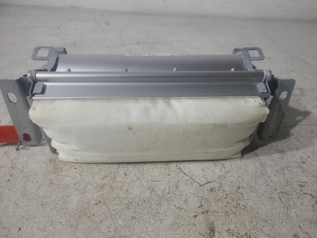 подушка безопасности пассажира Volkswagen Touareg 1 поколение 2006, 3.0 л., BKS, дизель, 6МКПП, черный, внедорожник 5 дв., полный привод, 7L0880202 - фото №1