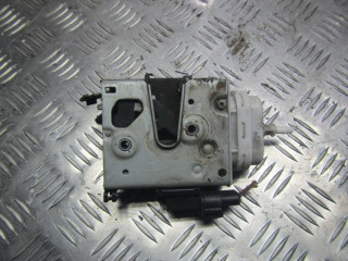 замок двери передней правой Audi A4 B5 [рестайлинг] 2000, 1.9 л., дизель, МКПП, универсал, 4D1837016D