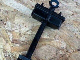 ограничитель открывания двери Maserati Levante 1 поколение 2017, 3.0 л., A630HP, дизель, АКПП, blue, внедорожник 5 дв., полный привод, правый руль, 7, 670032887