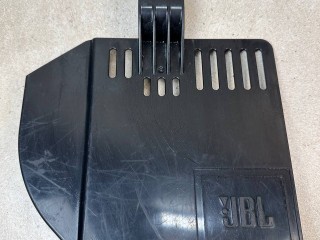 пластик Toyota 2022, 2.8 л., 1GD-FTV, дизель, АКПП, красный, пикап, полный привод, правый руль, 861830K020