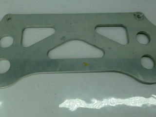 распорка стоек BMW M3 F80 [рестайлинг] 2020, 9504177