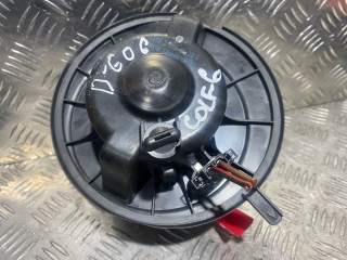 моторчик печки Volkswagen Golf 6 поколение 2010, 1.6 л., CAYA, дизель, 5МКПП, хетчбэк 5 дв.