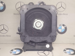 сабвуфер BMW 2 серия Active Tourer F45 2015, 2.0 л., бензин, 9275995