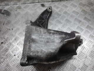 кронштейн полуоси Volkswagen Sharan 1 поколение 1998, 1.9 л., дизель, 7M0199207B