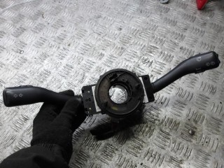 переключатель подрулевой (стрекоза) Volkswagen Golf 4 поколение 2002, 1.4 л., бензин, МКПП, хетчбэк 5 дв., 4B0953503H
