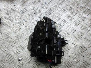 замок двери передней левой Audi A6 C5 [рестайлинг] 2004, 3.0 л., бензин, АКПП, универсал