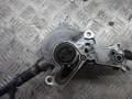насос вакуумный Volkswagen Golf 3 поколение 1999, 1.9 л., дизель - фото №3