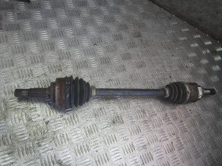 полуось передняя левая (приводной вал, ШРУС) Toyota Yaris P1 2002, 1.4 л., бензин, АКПП, хетчбэк 5 дв., P26080578