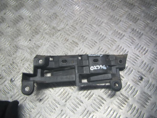 крепление бампера Volkswagen Caddy 3 поколение 2006, 2.0 л., бензин, МКПП, минивэн, 2K0807393