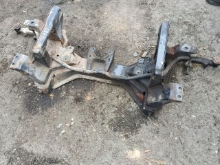 балка подвески передняя (подрамник) Volkswagen Transporter T4 1992, 2.4 л., дизель, МКПП, микроавтобус, 701499031E