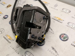 замок двери передней правой Chevrolet TrailBlazer 3 поколение 2023, 1.3 л., бензин, 13540551