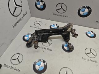 кронштейн насоса пневмоподвески Mercedes-Benz S-Класс W220 [рестайлинг] 2004