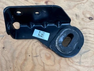 кронштейн радиатора Alfa Romeo Stelvio 1 поколение 2018, 2.0 л., АКПП, серый, внедорожник 5 дв., полный привод, 505406020