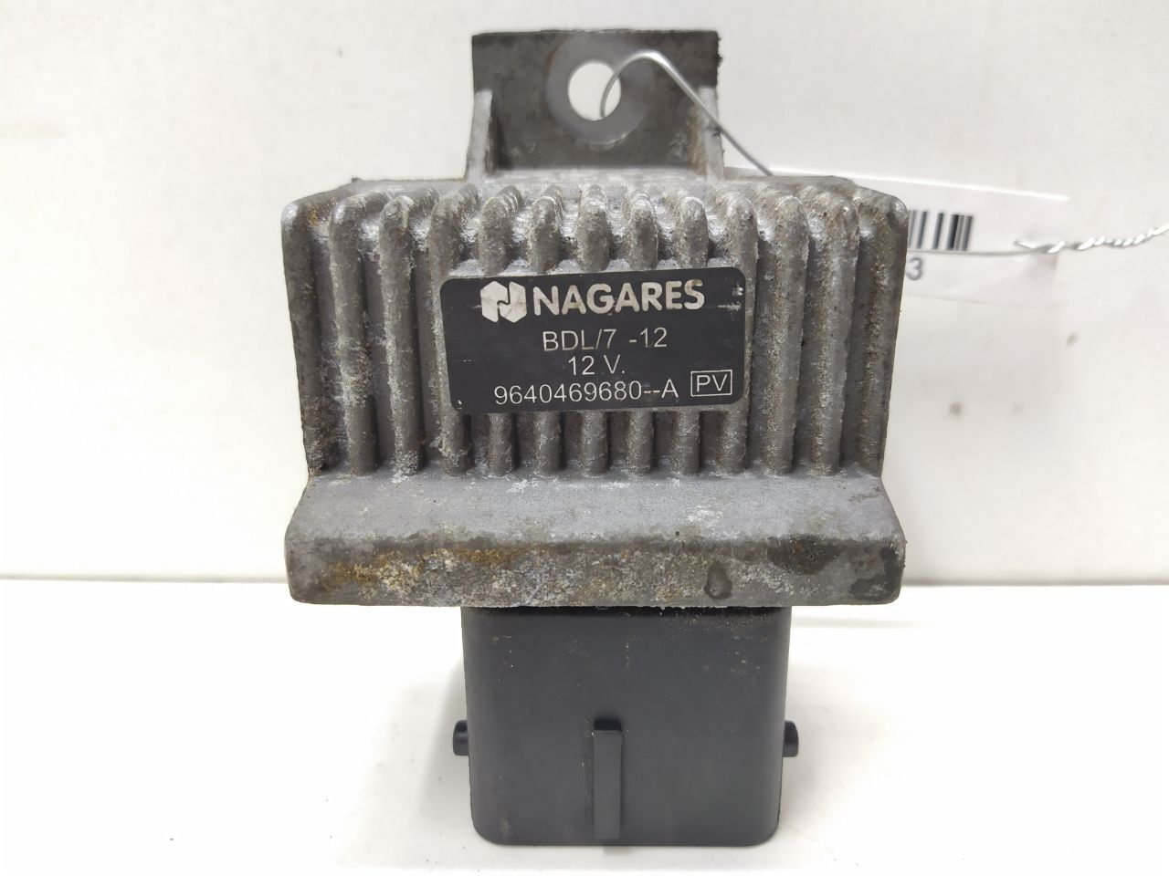 реле накала свечей Nissan Qashqai 1 поколение 2007, 1.5 л., DCi, дизель, МКПП, передний привод, 9640469680, 9640469680A - фото №1