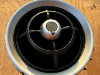 дефлектор обдува салона Alfa Romeo Stelvio 1 поколение 2018, 2.0 л., АКПП, серый, внедорожник 5 дв., полный привод, 1561236810