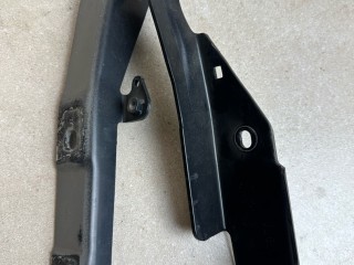 петля капота левая Infiniti G 4 поколение [рестайлинг] 2013, 3.7 л., VQ37VHR, бензин, АКПП, черный, кабриолет, задний привод, 65401-JL01B