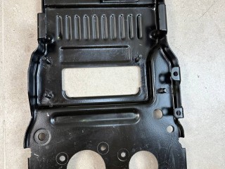 кронштейн (крепление) Jeep 2021, 2.0 л., бензин, АКПП, серебристый, внедорожник 5 дв., полный привод, правый руль, 68242471AD