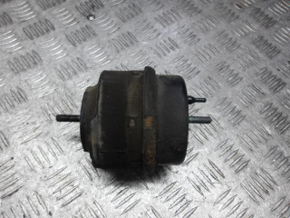 подушка крепления двигателя Audi A6 4B/C5 2000, 2.5 л., дизель