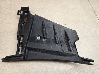 Кронштейн накладки на порог прав. BMW 6 GT G32 2020, 2.0 л., бензин, АКПП, белый, задний привод, 51778068578