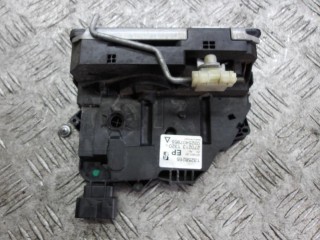 замок двери задней левой Opel Corsa D [рестайлинг] 2012, 1.2 л., бензин, МКПП, хетчбэк 5 дв., 13258265