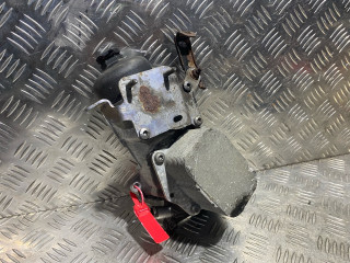 корпус масляного фильтра Peugeot 508 1 поколение 2011, 1.6 л., дизель, 5МКПП, седан