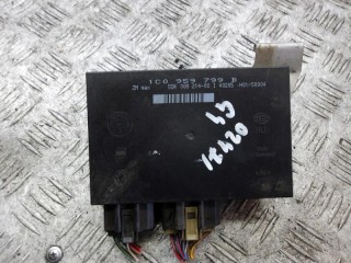 блок комфорта Volkswagen Golf 4 поколение 2002, 1.9 л., дизель, МКПП, универсал, 1C0959799B