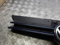 решетка радиатора Volkswagen Golf 4 поколение 2002, 1.9 л., дизель, МКПП, универсал, 1J0853651H - фото №5