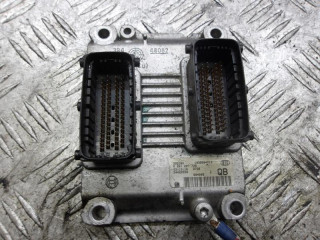 блок управления двигателем Opel Corsa C 2001, 1.0 л., бензин, 24420558