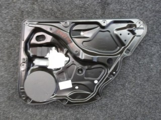 стеклоподъемник электрический задний правый Volkswagen Passat B6 2006, 2.0 л., дизель, МКПП, универсал, 3C4839756H