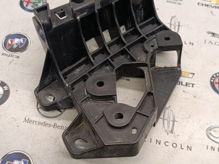 Крепление бампера переднего Infiniti QX30 1 поколение 2018, 2.0 л., бензин, 622295DA0A