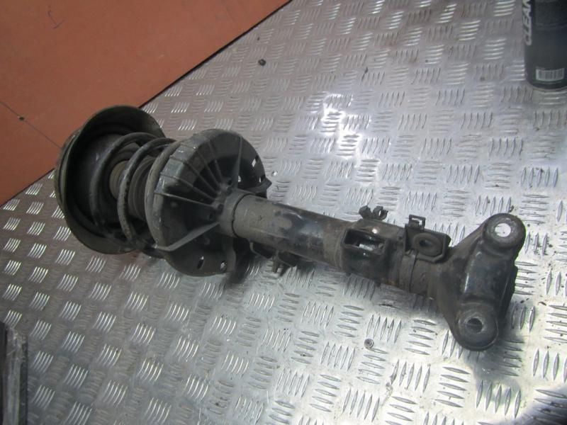 стойка передняя правая Mercedes-Benz C-Класс W203/S203/CL203 2003, A2033201630 - фото №1